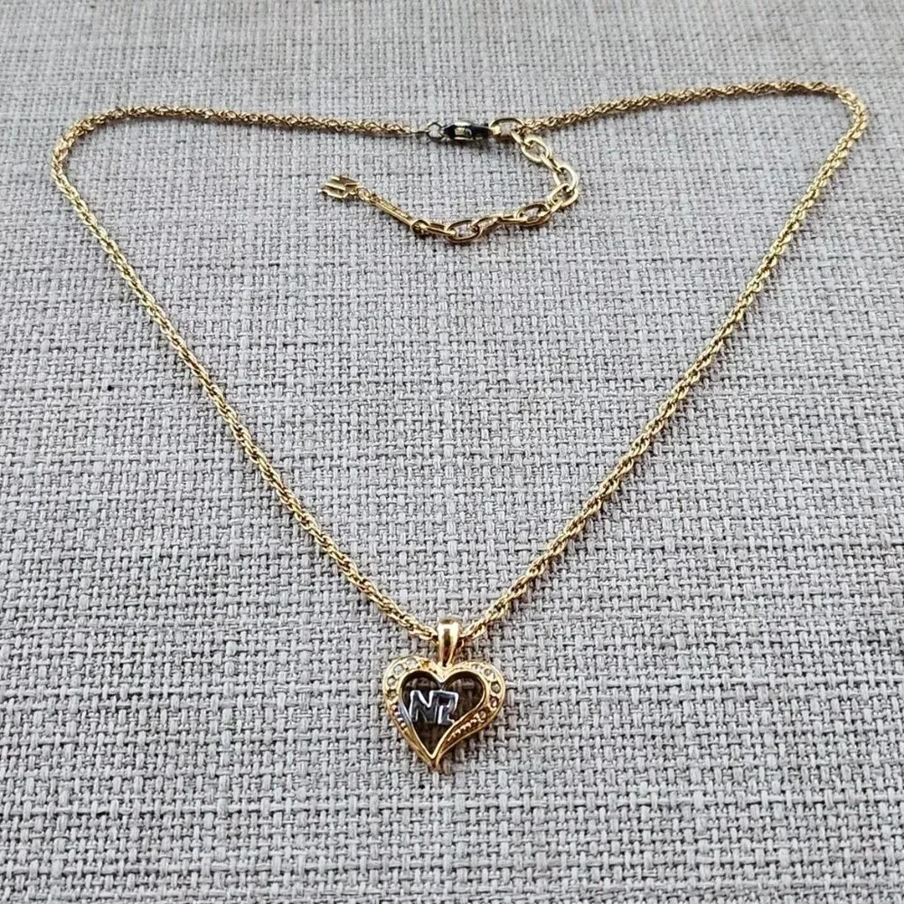 Nina Ricci Women Necklace Gold Tone Heart Shape Pendant Jewelry - Picture 3 of 11